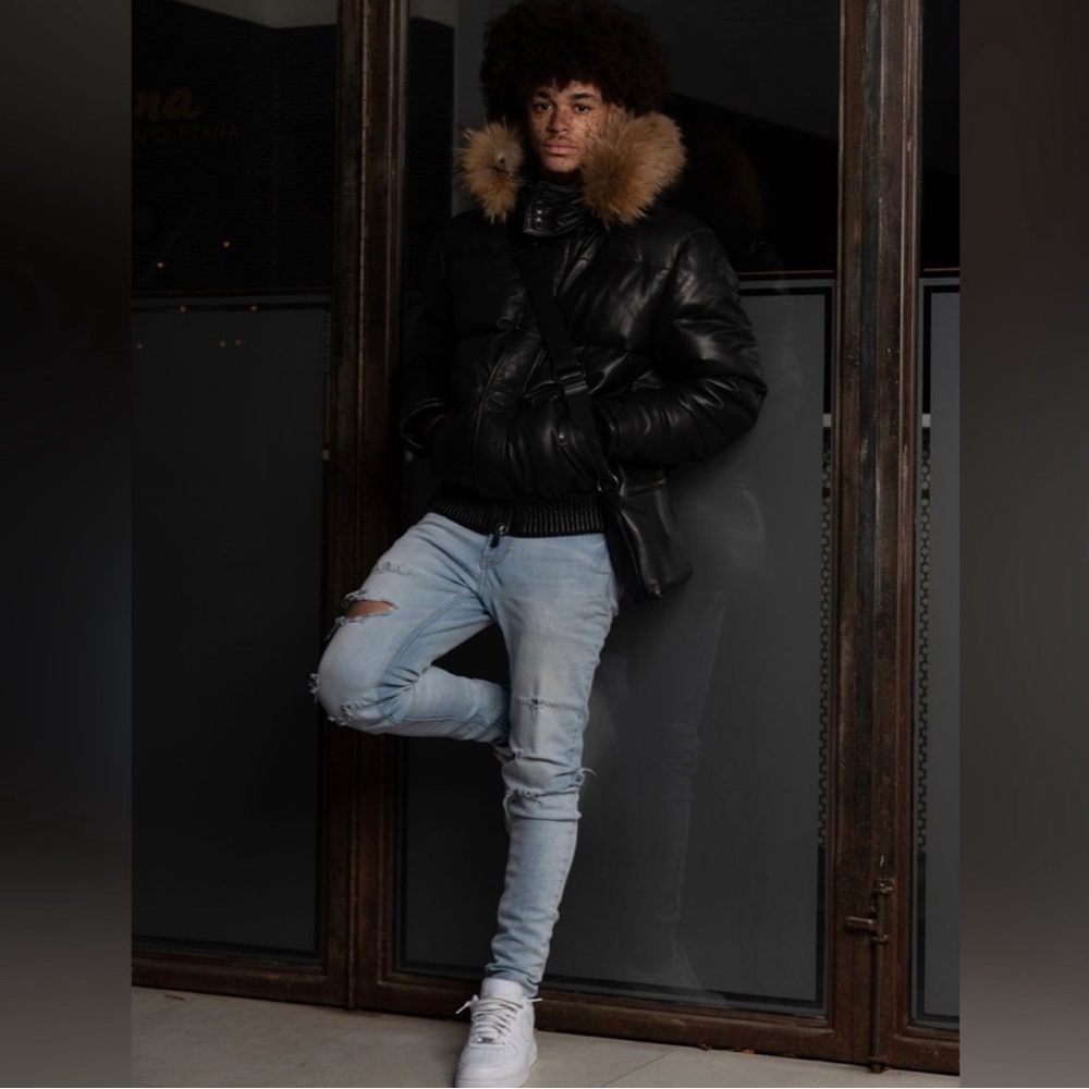 Blue denim ripped jeans